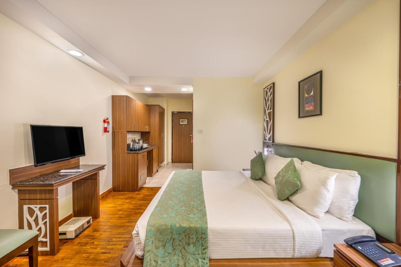 Sterling Ooty Elk Hill Hotel Ngoại thất bức ảnh