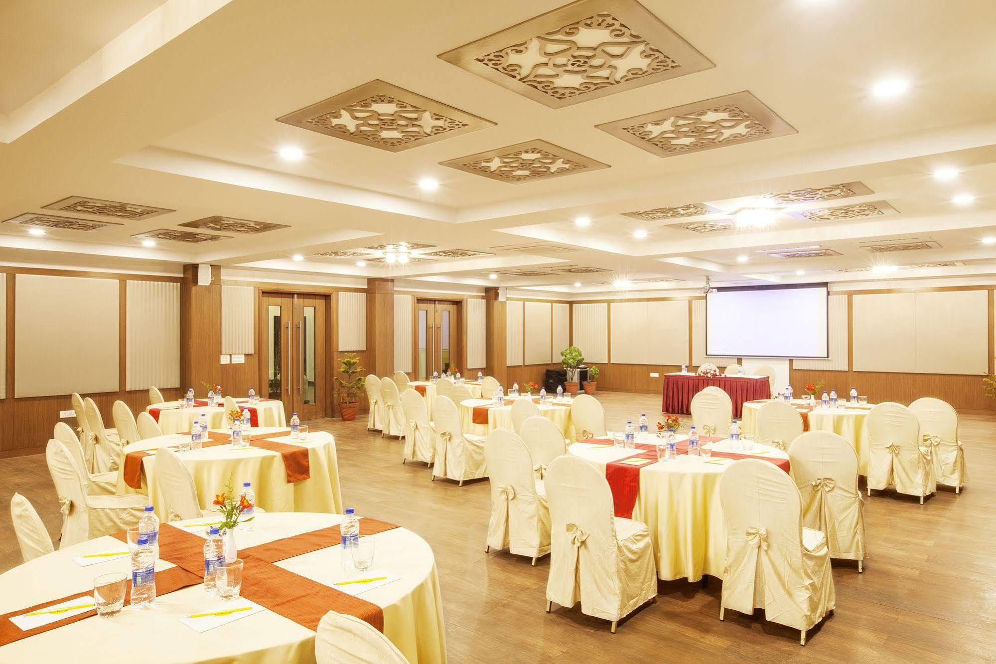 Sterling Ooty Elk Hill Hotel Ngoại thất bức ảnh